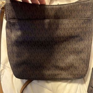 Michael Kors jet set purse and wallet set